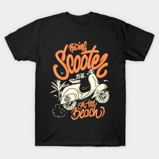 scooter beach illustration T-Shirt